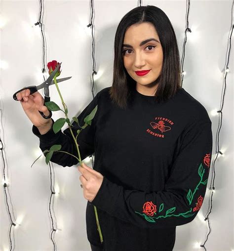 safiya nygaard merch